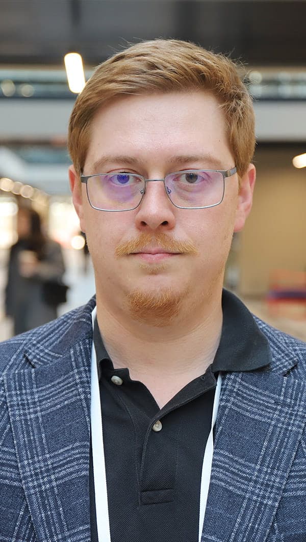Сергей Вартанов